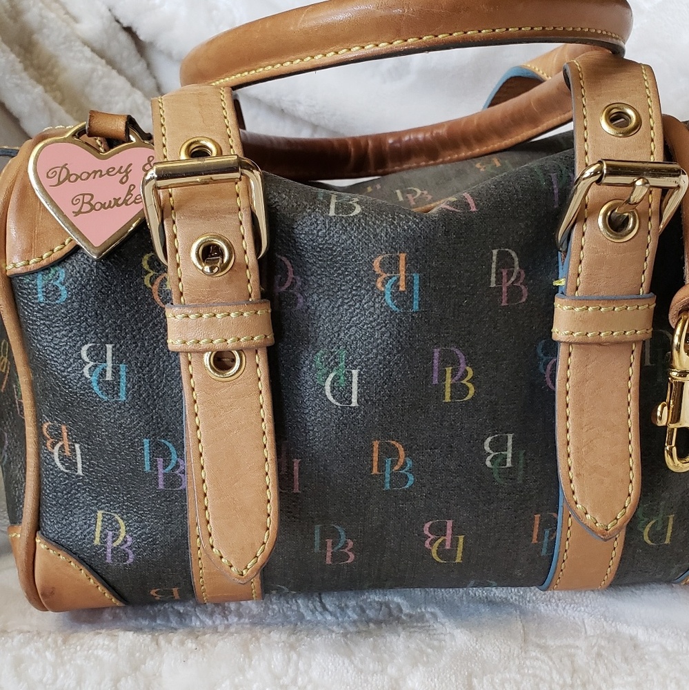 Dooney & Bourke little handbag